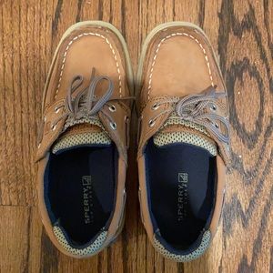 GUC boys Sperry shoes, size 12